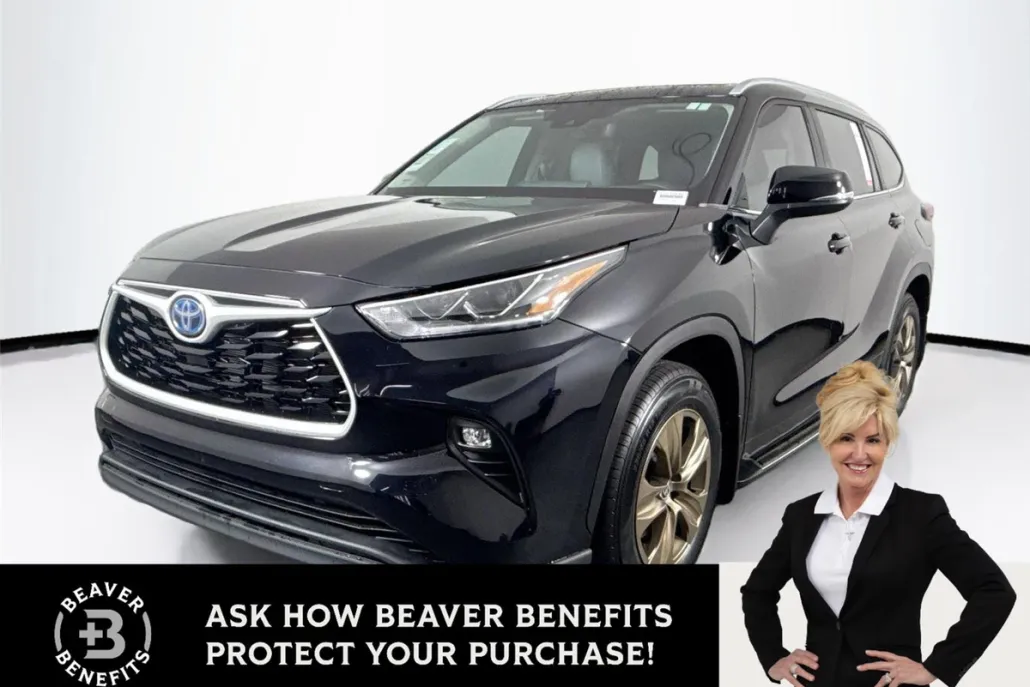 2023 Toyota Highlander Hybrid Bronze Edition photo 1