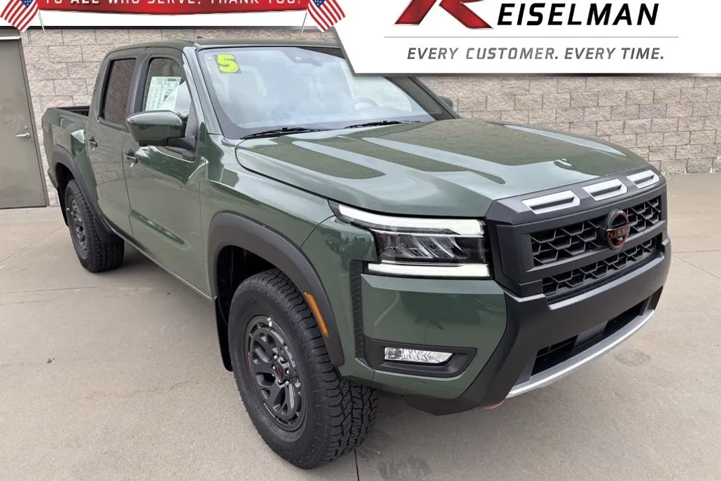 2025 Nissan Frontier PRO-4X photo 1