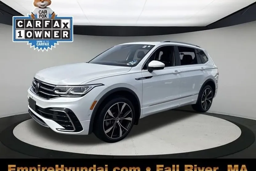 2022 Volkswagen Tiguan SEL Premium R-Line photo 1