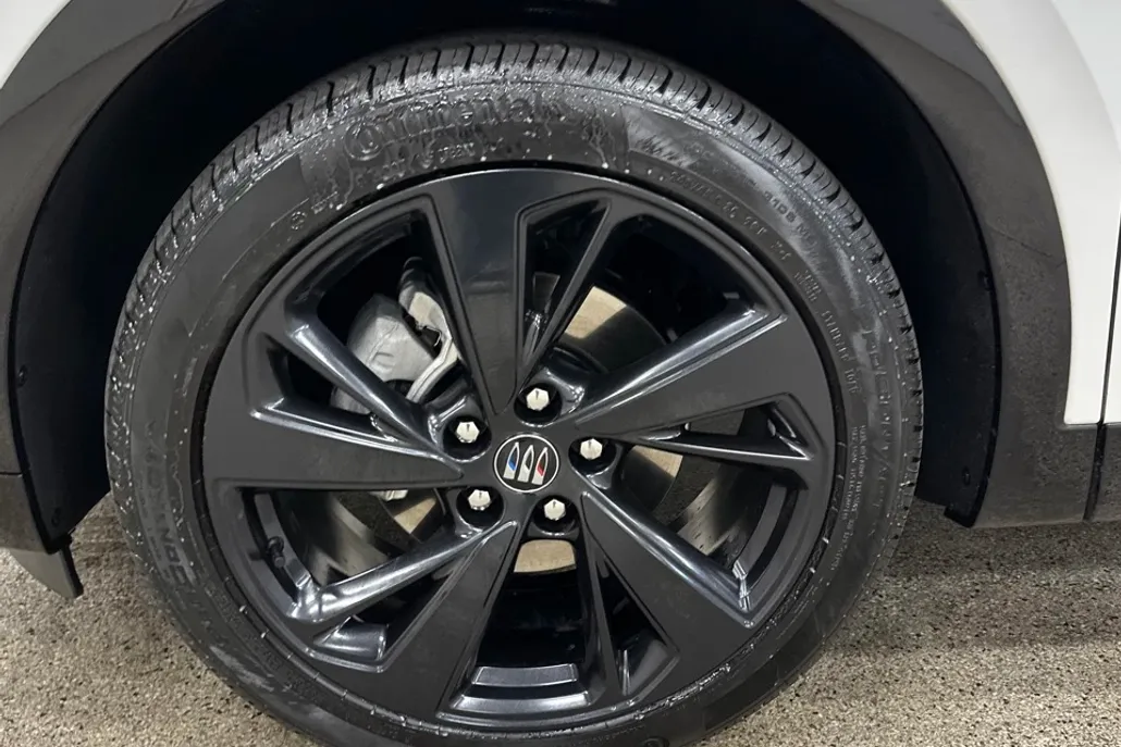 2024 Buick Envision Sport Touring photo 1