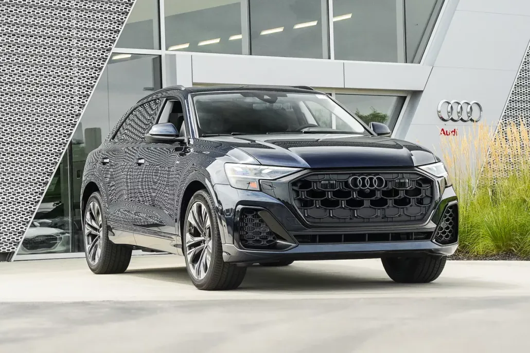 2025 Audi Q8 line Premium Plus photo 1