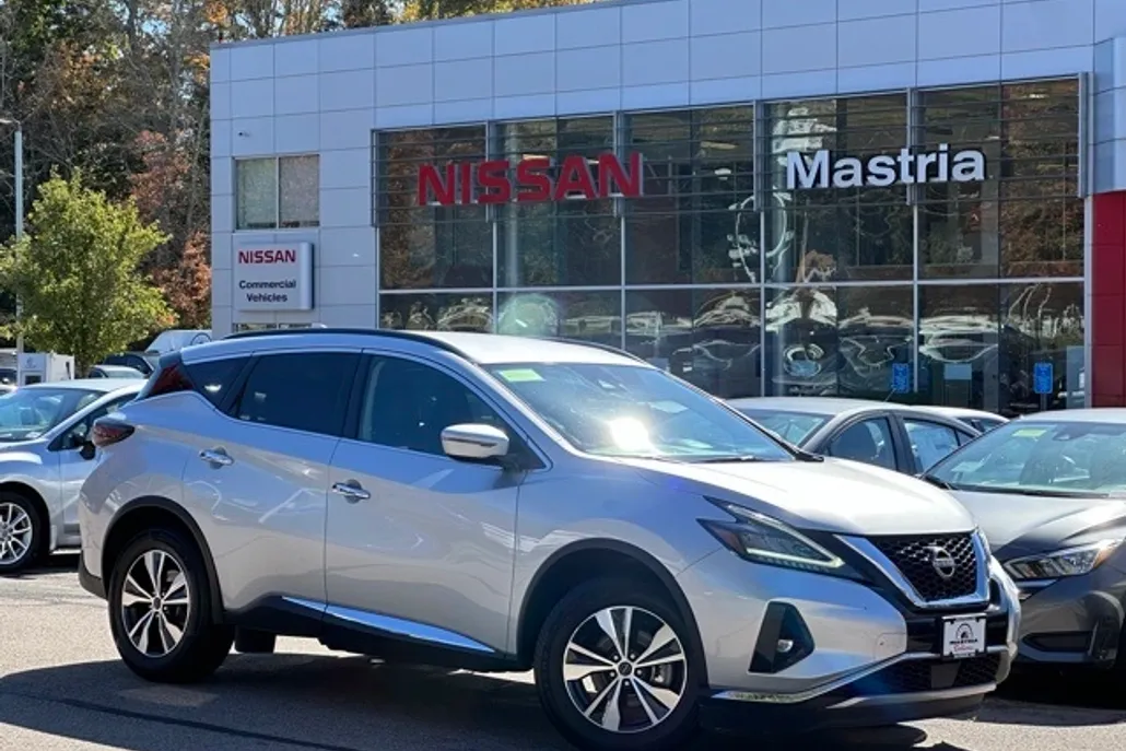 2023 Nissan Murano SV photo 1
