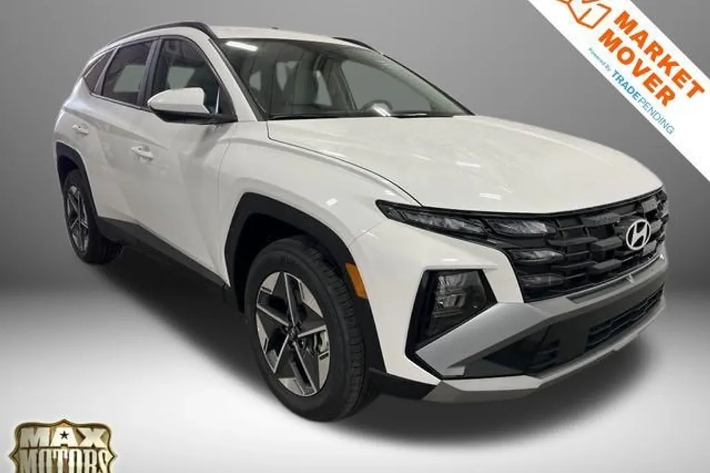 2025 Hyundai Tucson SEL photo 1