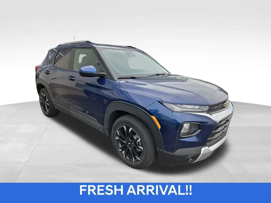 2023 Chevrolet Trailblazer LT photo 1