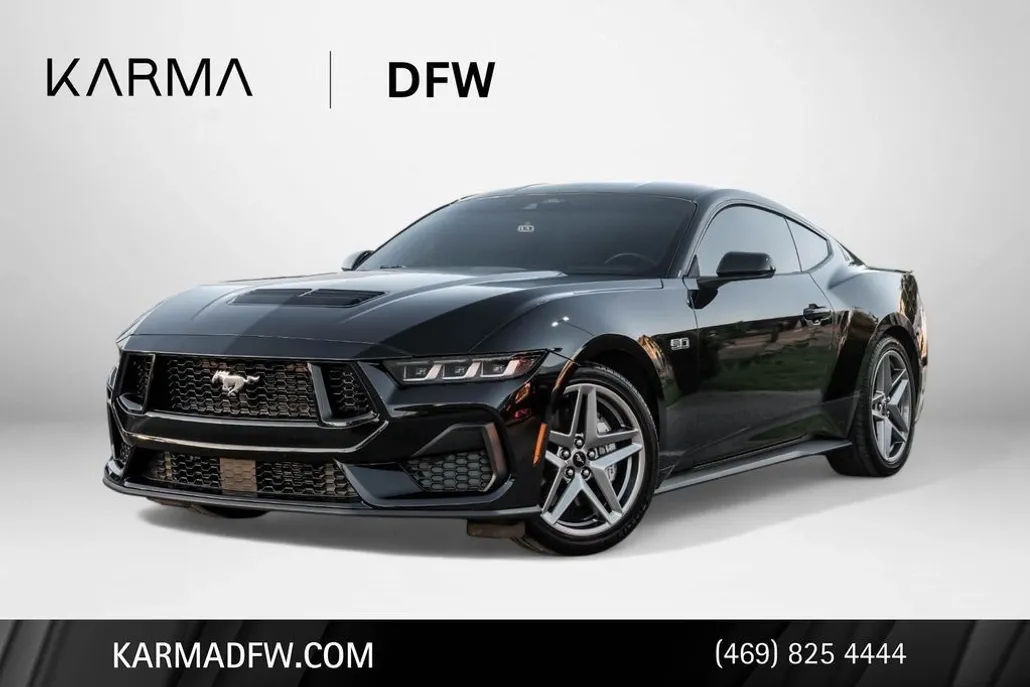 2024 Ford Mustang GT photo 1