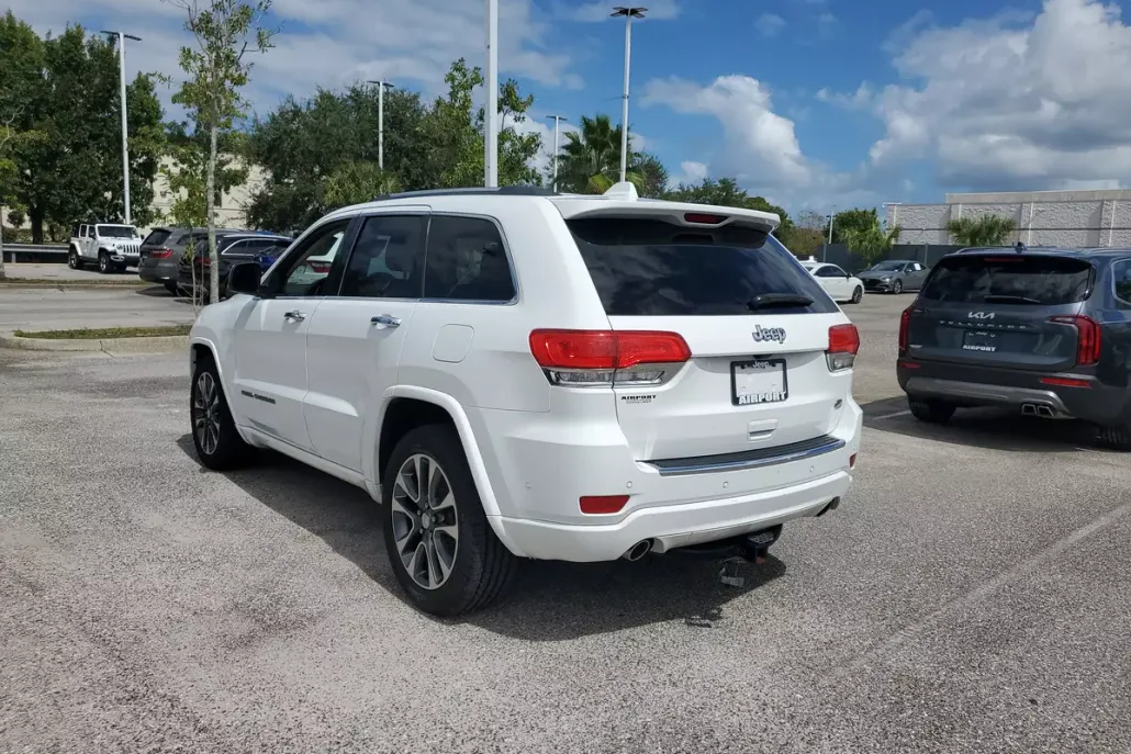 2018 Jeep Grand Cherokee Overland photo 1