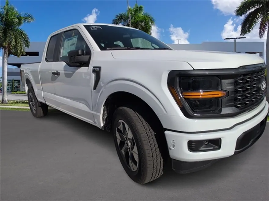 2025 Ford F-150 STX photo 1