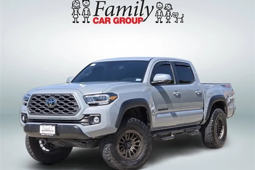 2021 Toyota Tacoma TRD Off-Road V6 photo 1