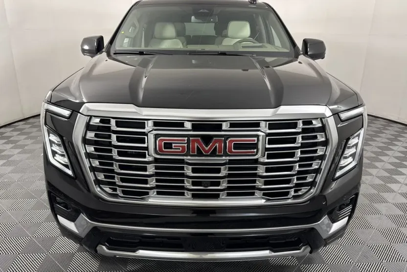 2025 Gmc Yukon Denali photo 1