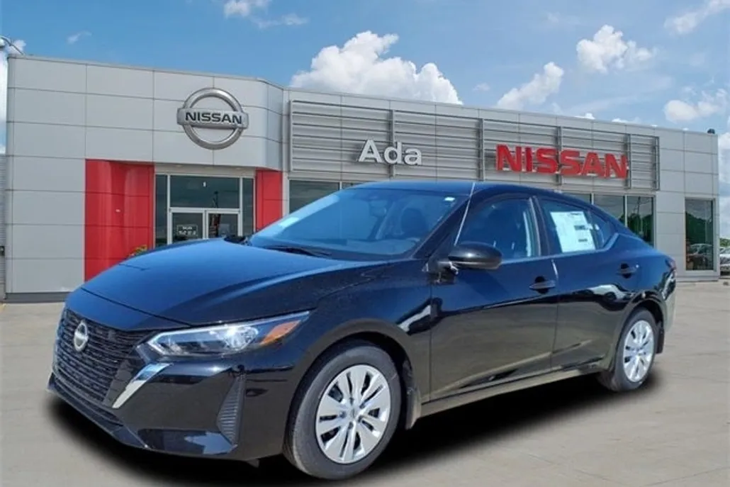 2025 Nissan Sentra S photo 1