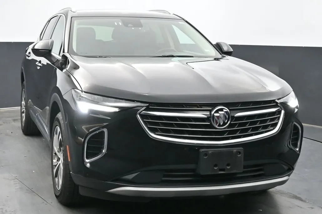 2023 Buick Envision Essence photo 1