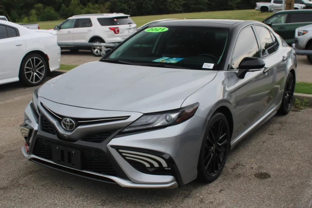 2021 Toyota Camry XSE photo 1