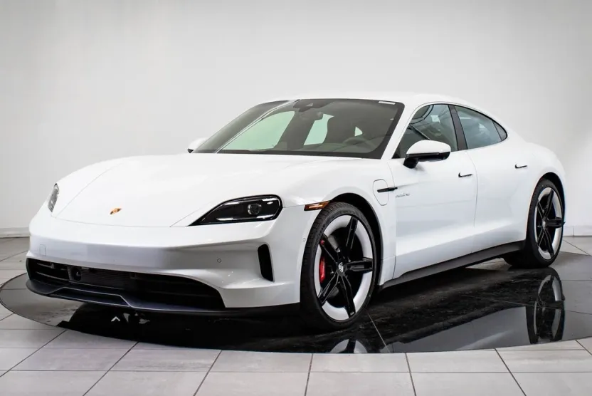 2025 Porsche Taycan 4S photo 1
