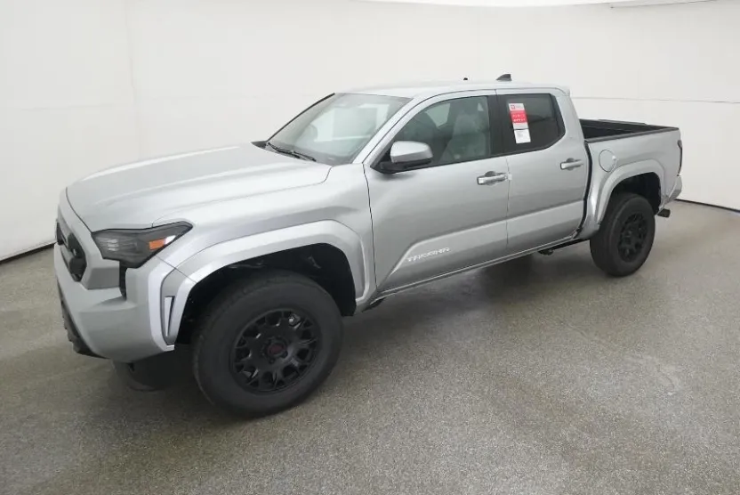 2025 Toyota Tacoma SR5 photo 1