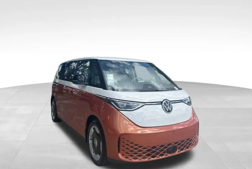 2025 Volkswagen ID. Buzz Pro Plus photo 1