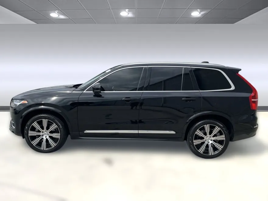 2024 Volvo XC90 AWD Plus photo 1