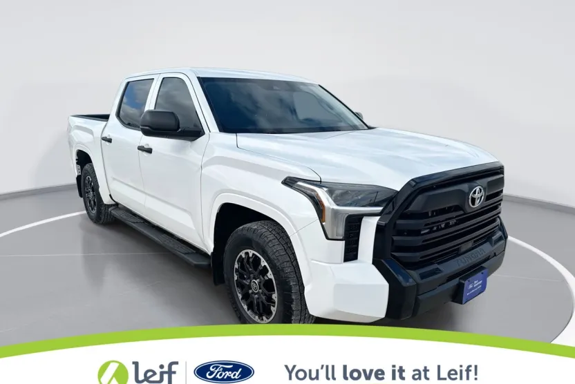 2024 Toyota Tundra SR photo 1
