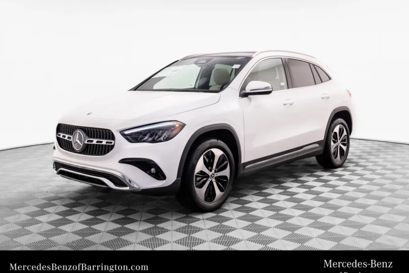 2026 Mercedes Benz GLA 250 4MATIC photo 1