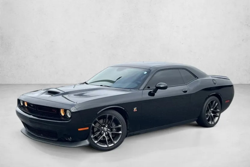 2021 Dodge Challenger R/T Scat Pack photo 1