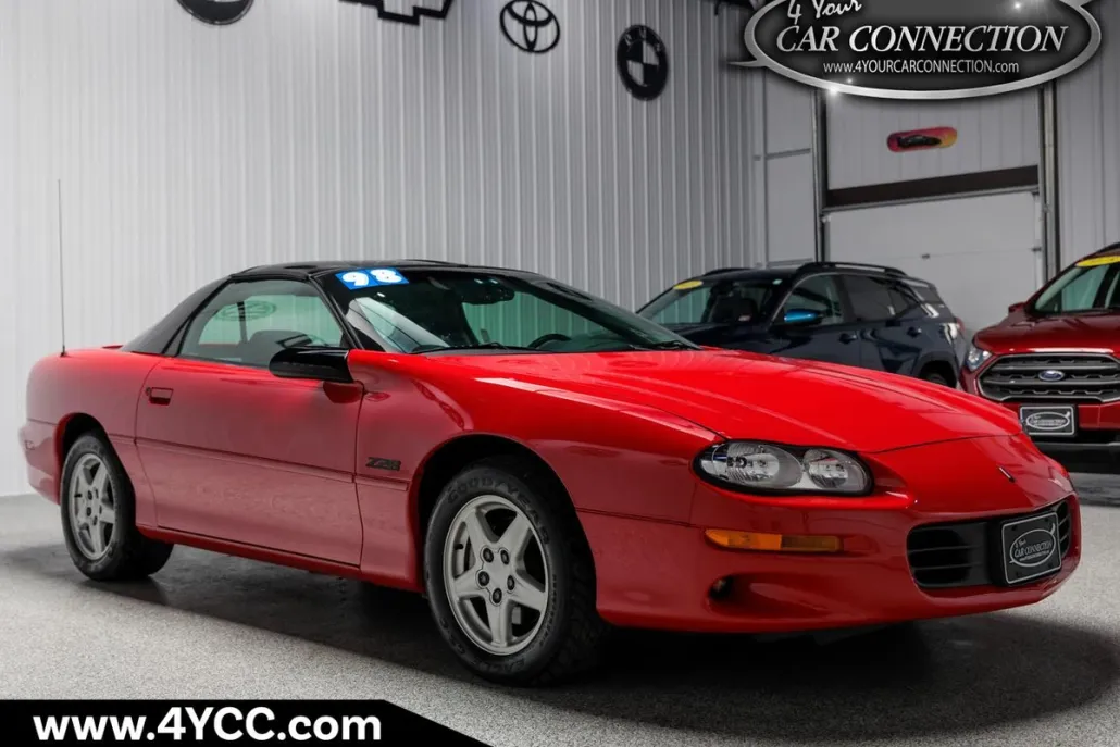 1998 Chevrolet Camaro Z28 photo 1