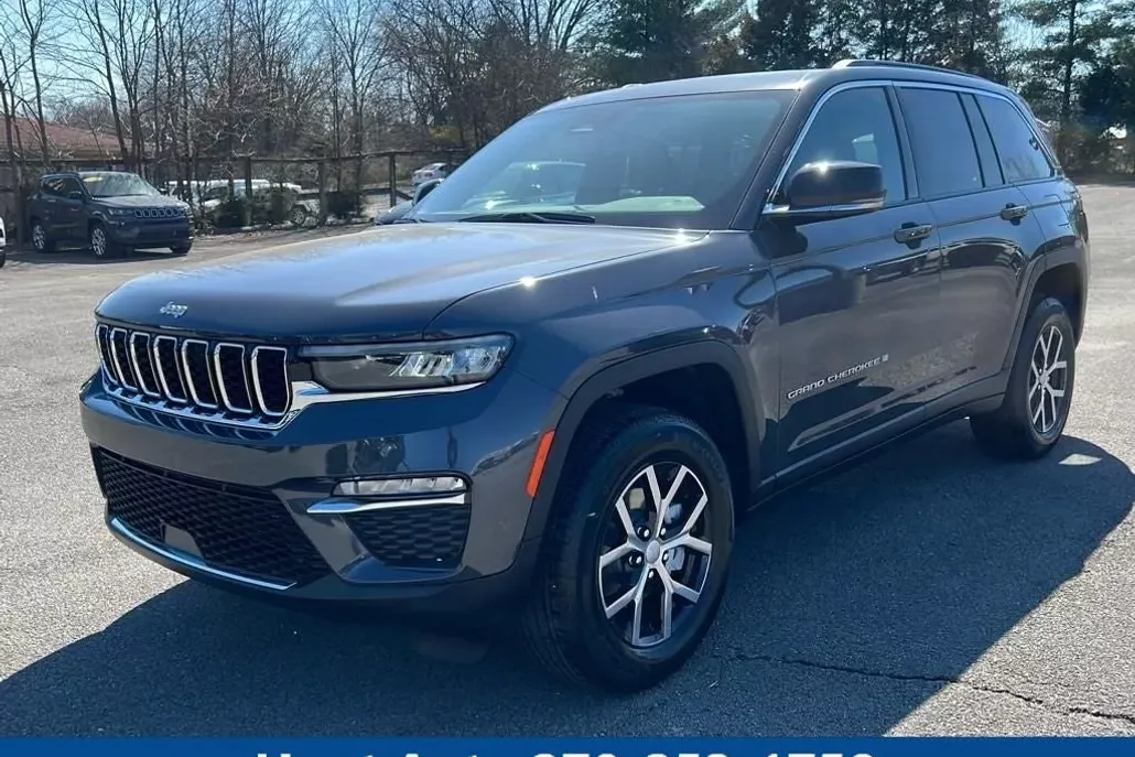 2025 Jeep Grand Cherokee Limited photo 1