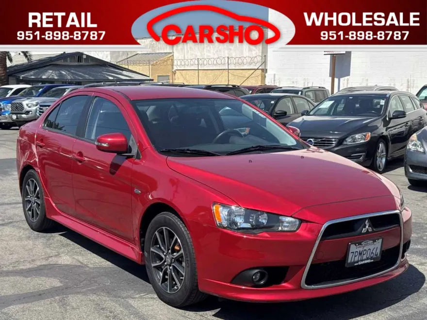 2015 Mitsubishi Lancer SE photo 1