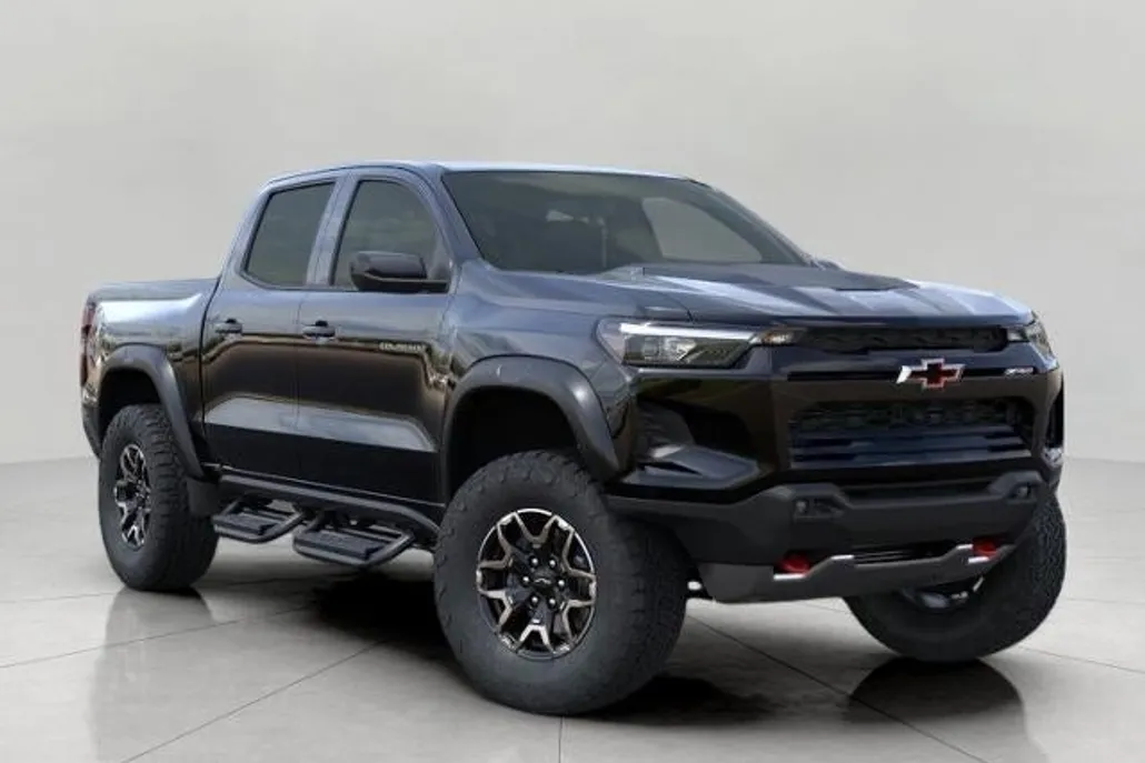 2025 Chevrolet Colorado ZR2 photo 1