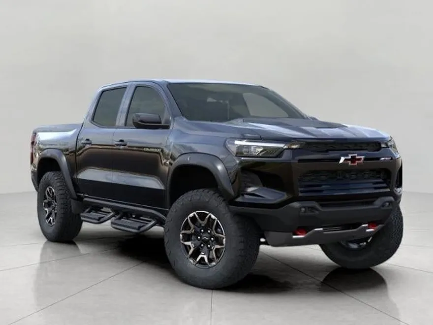 2025 Chevrolet Colorado ZR2 photo 1