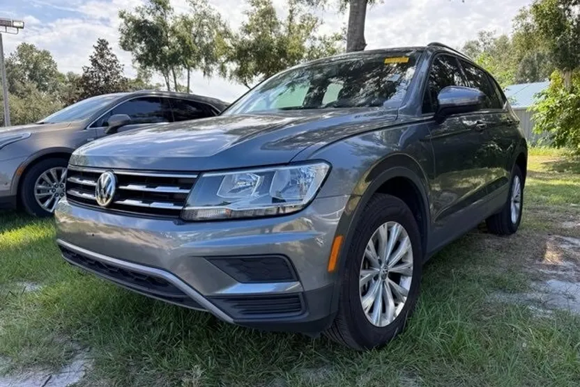 2020 Volkswagen Tiguan S photo 1