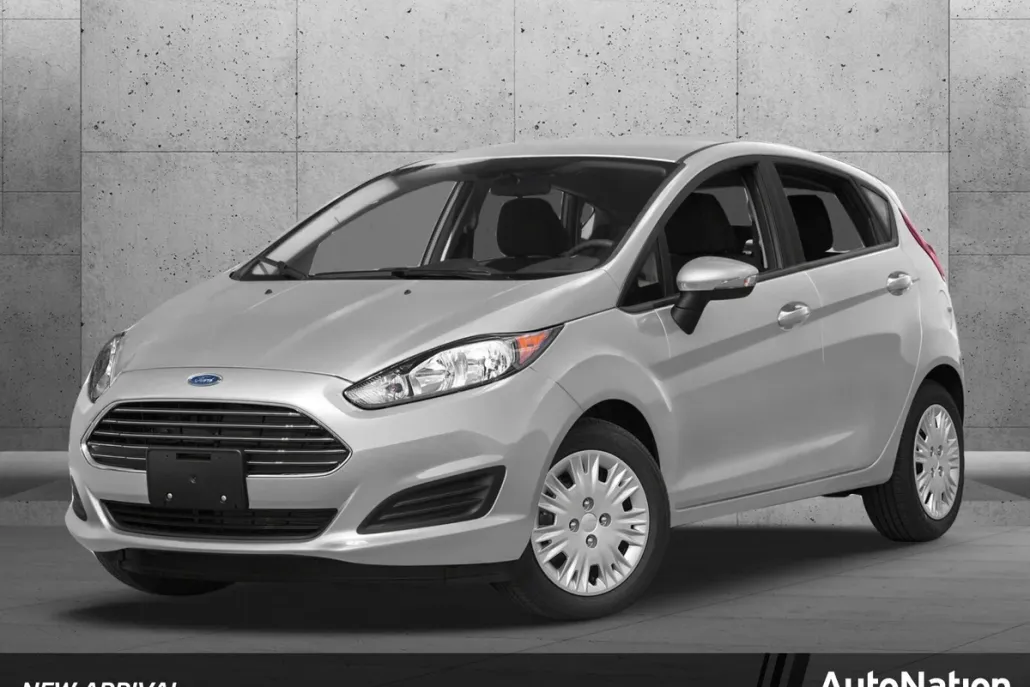 2016 Ford Fiesta SE photo 1