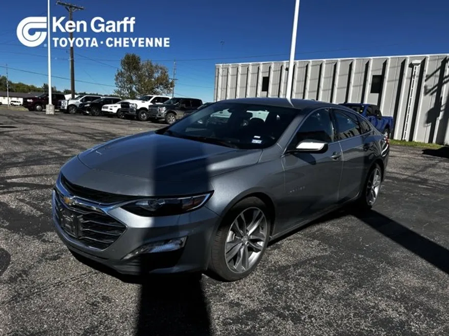 2023 Chevrolet Malibu 1LT photo 1