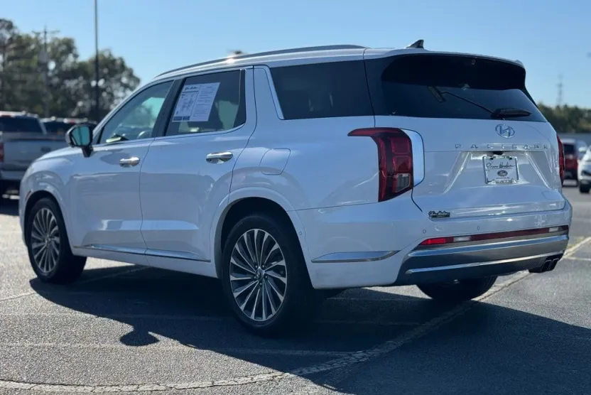 2024 Hyundai Palisade Calligraphy photo 1