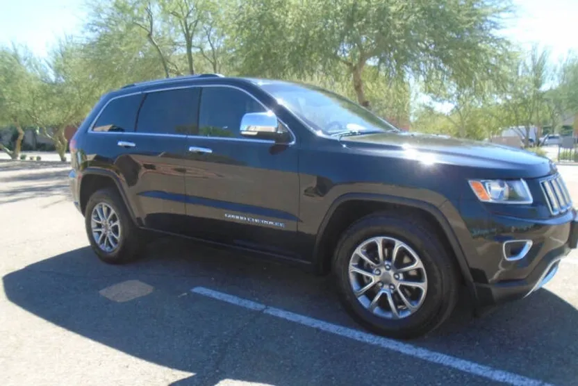 2014 Jeep Grand Cherokee Limited photo 1