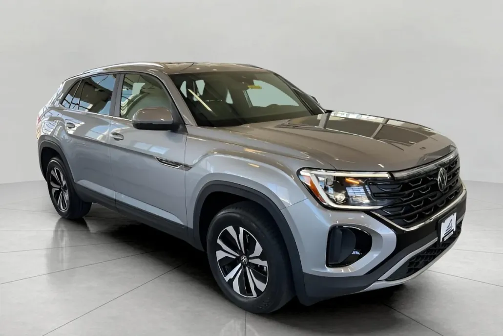 2025 Volkswagen Atlas SEL photo 1