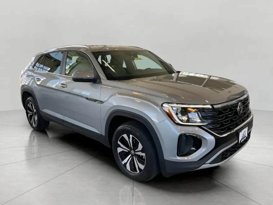 2025 Volkswagen Atlas SEL photo 1