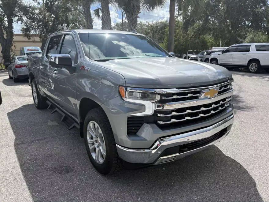 2025 Chevrolet Silverado 1500 LTZ photo 1