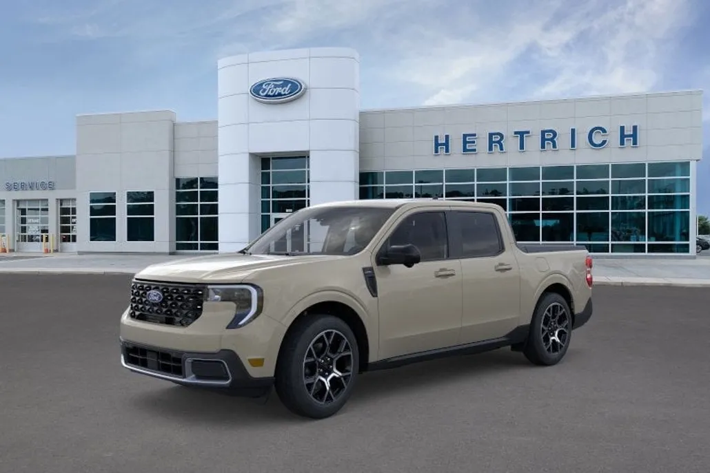 2025 Ford Maverick Lariat photo 1