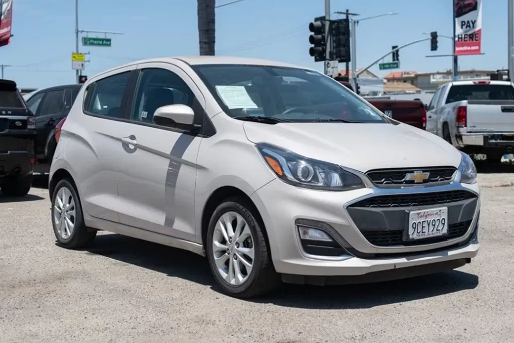 2021 Chevrolet Spark 1LT photo 1