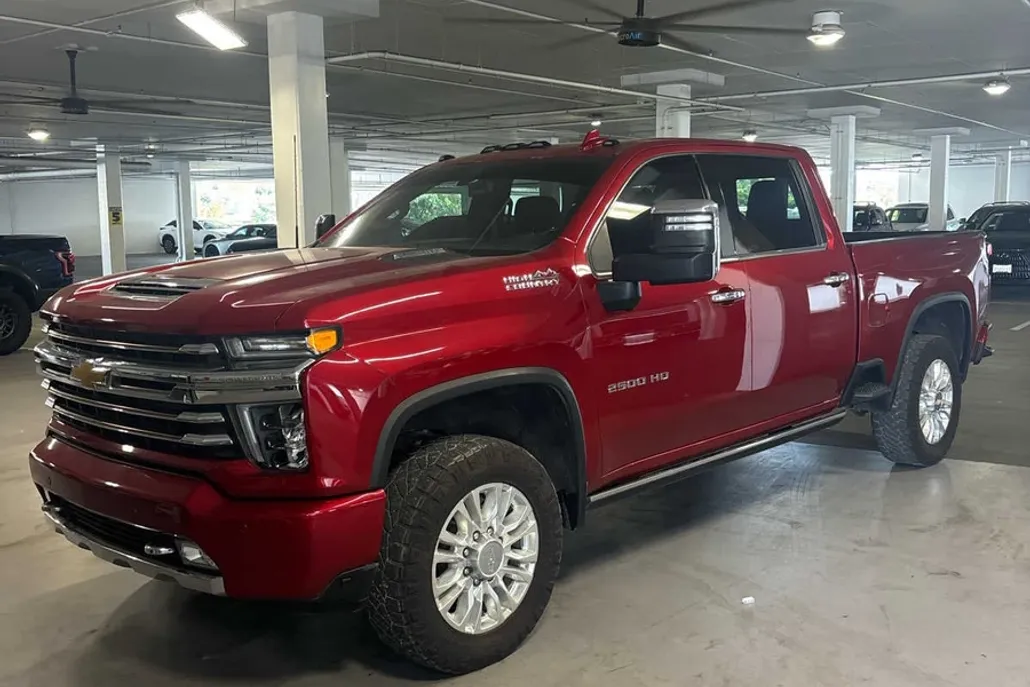 2023 Chevrolet Silverado 2500HD High Country photo 1
