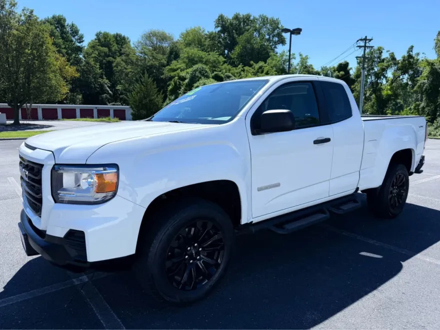 2022 Gmc Canyon Elevation Standard photo 1