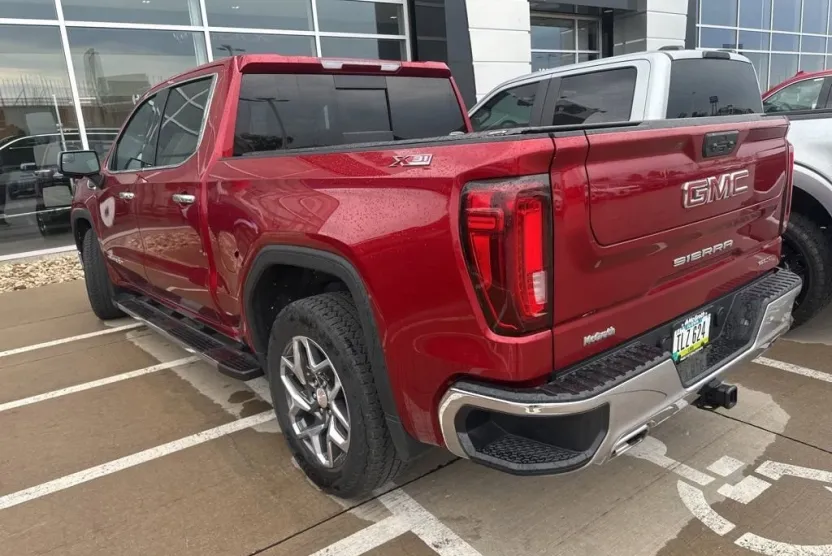 2023 Gmc Sierra 1500 SLT photo 1