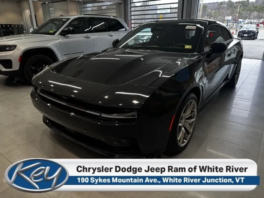2025 Dodge Charger R/T Scat Pack photo 1