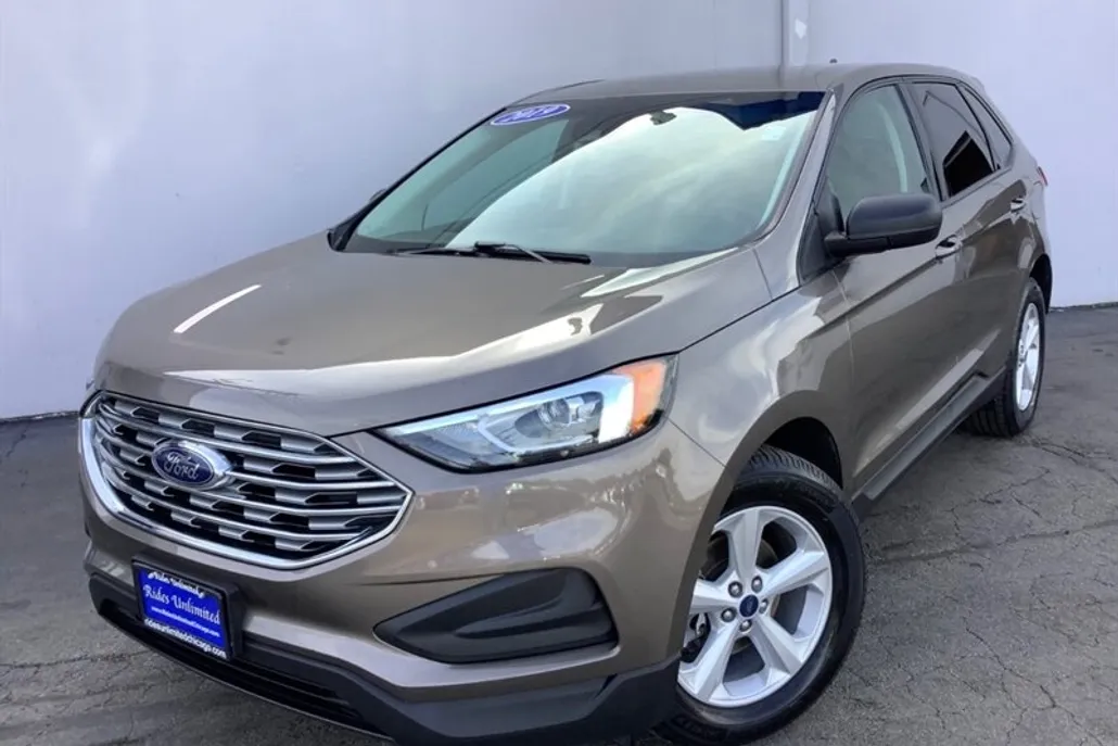 2019 Ford Edge SE photo 1