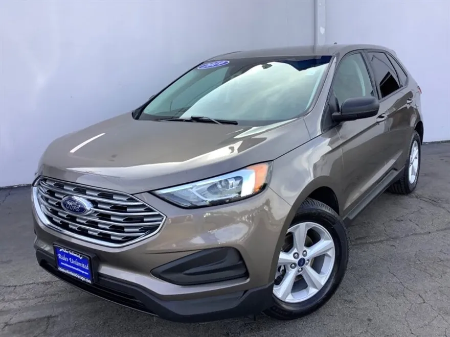 2019 Ford Edge SE photo 1