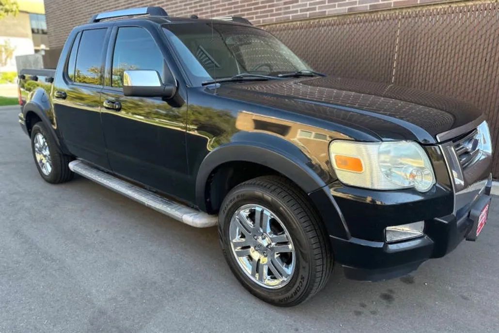 2007 Ford Explorer Sport Trac Limited photo 1