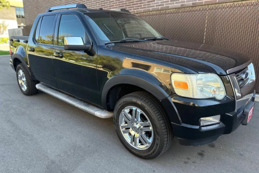 2007 Ford Explorer Sport Trac Limited photo 1