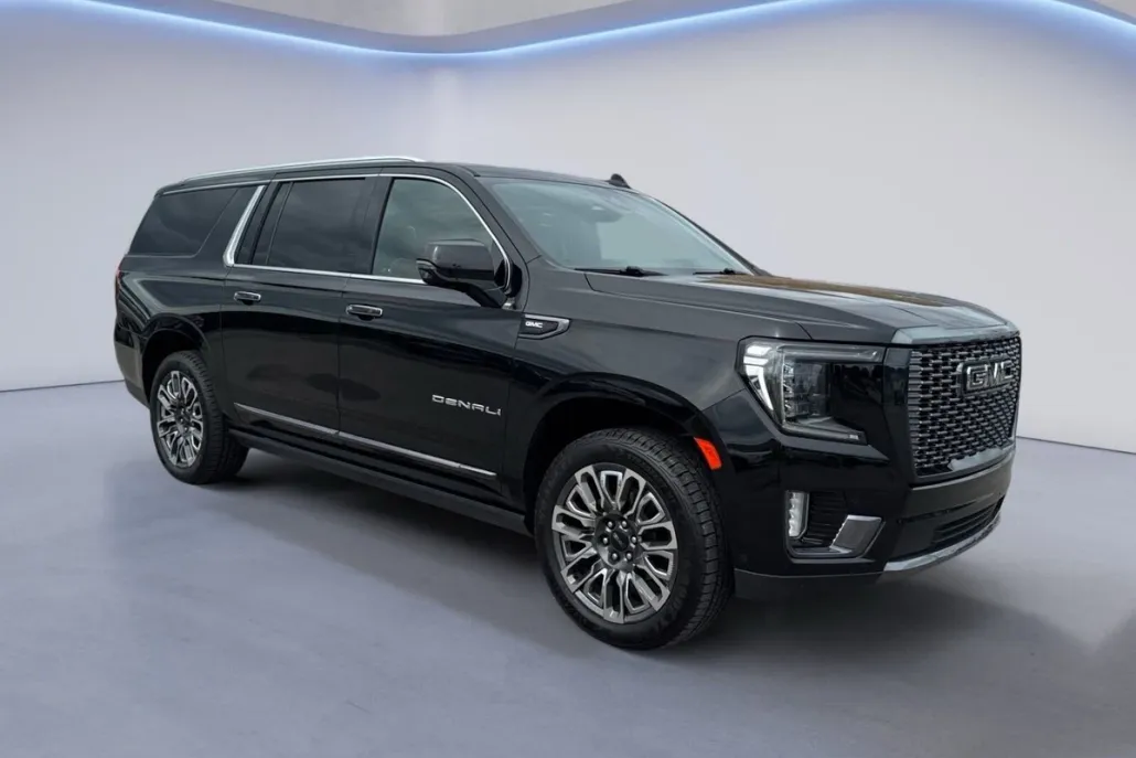 2023 Gmc Yukon XL Denali Ultimate photo 1