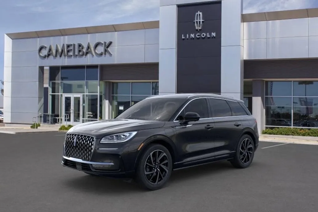 2024 Lincoln Corsair Grand Touring photo 1