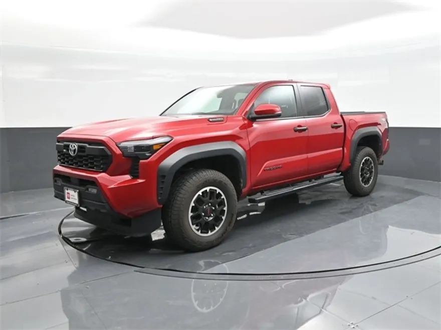 2025 Toyota Tacoma TRD photo 1