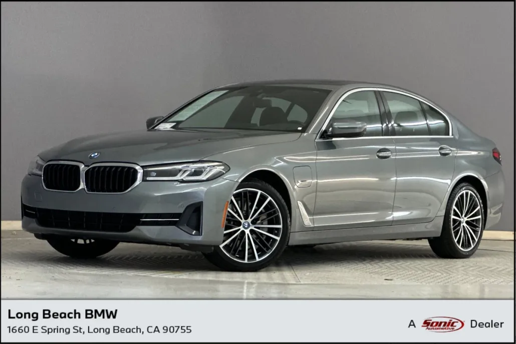 2023 Bmw 530e Sedan photo 1